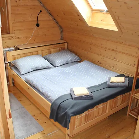 Stylovy Zrub Martina B S Pieckou A Kupacou Kadou! 木屋